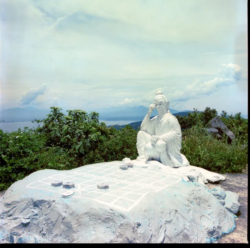 Your Ancient Brain on Information Overload: What Greek Philosophers Knew About Mental Fog